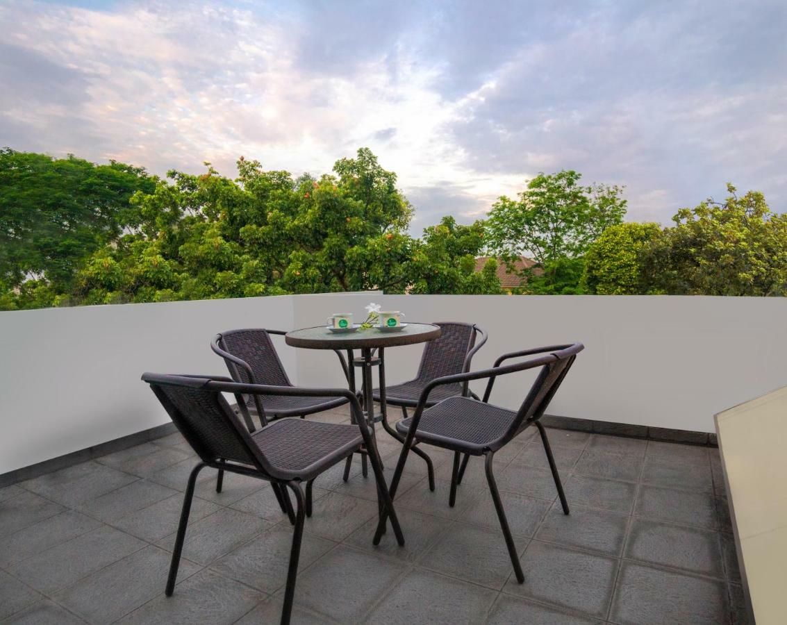 ג'קרטה Legreen Suite Tebet מראה חיצוני תמונה